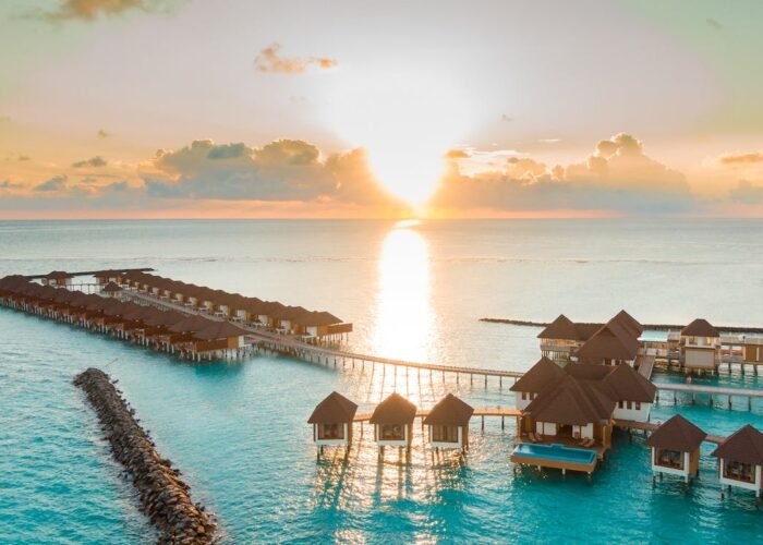 Romantic Maldives Honeymoon: 4 Days in Paradise