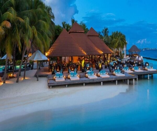 Aura Bar at Kurumba Maldives